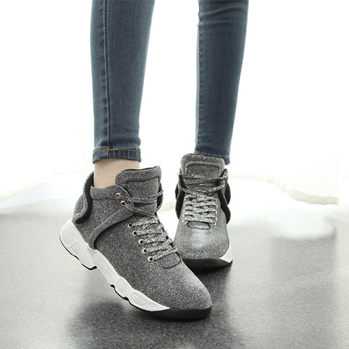 服饰的变迁是一部历史